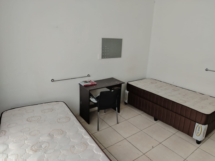 6 Bedroom Property for Sale in Southernwood Eastern Cape